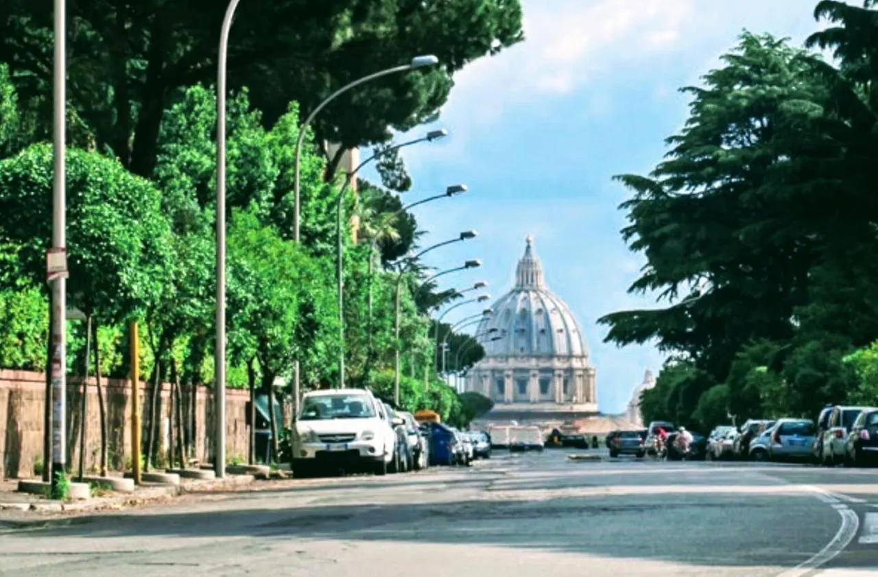Vatican Area Piccolomini House Superattico Ristrutturato E Arredato Rome 0*,  Italy